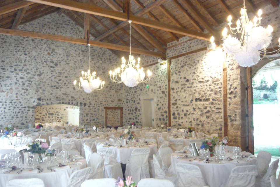 salle à manger château breuil de doue